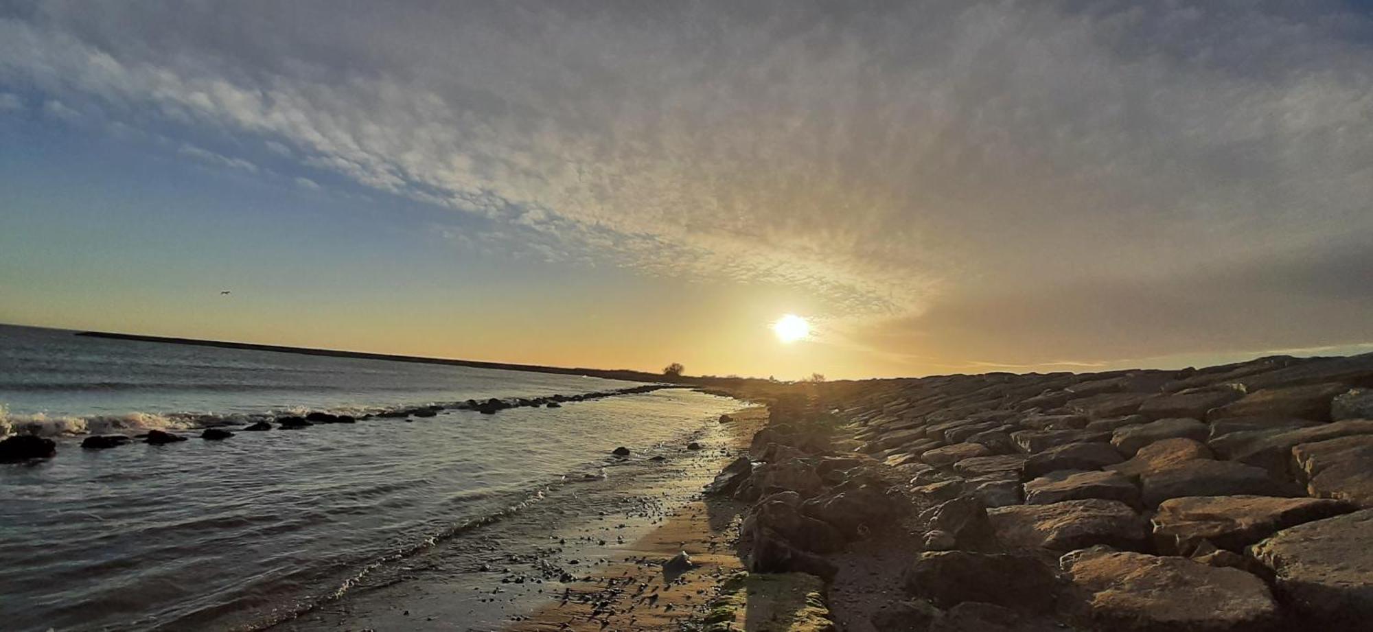Appartement Calme A Deux Pas De La Mer Saintes-Maries-de-la-Mer Kültér fotó